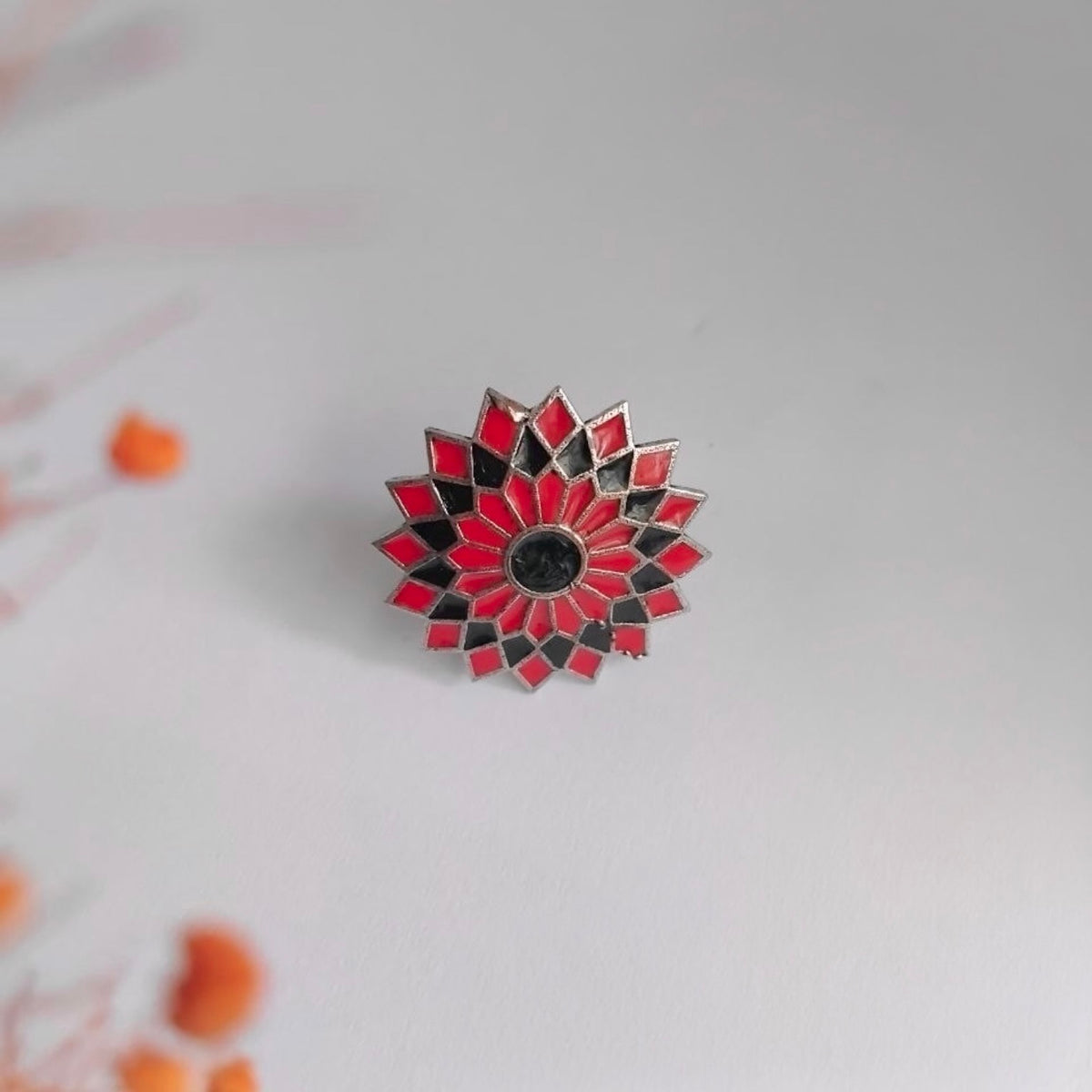 VARSHINI OXIDIZED ENAMEL FINISH RING R102