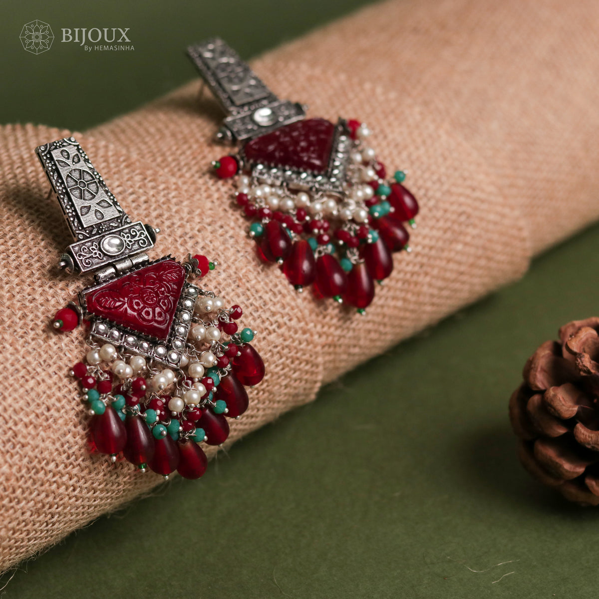 ETHNIC GRACE CARVING STONE  SEMI-HANDMADE DANGLERS ER33