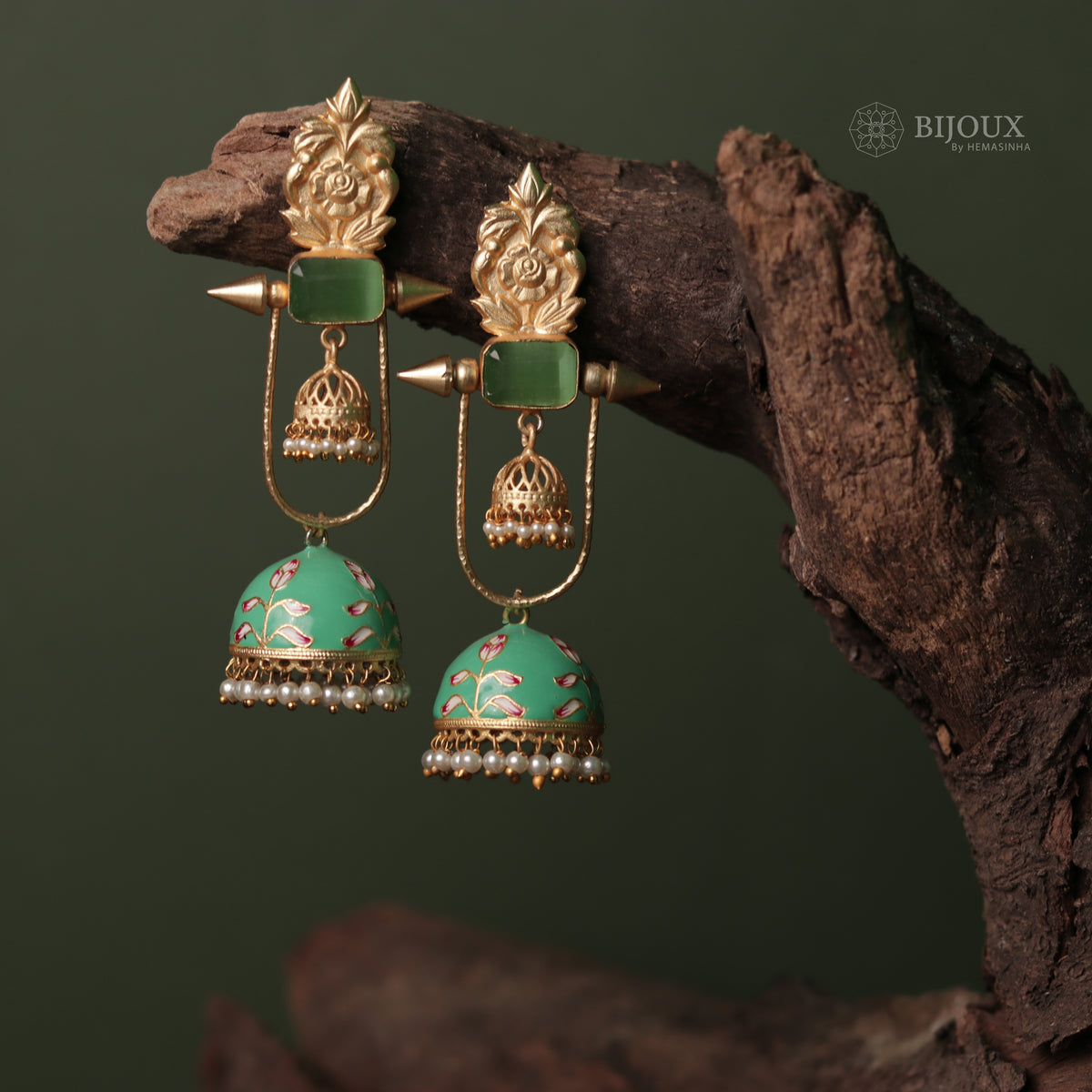 VINTAGE SPARKLE DOUBLE LAYERED HANDMADE AND HAND HAMMERED JHUMKA ER79