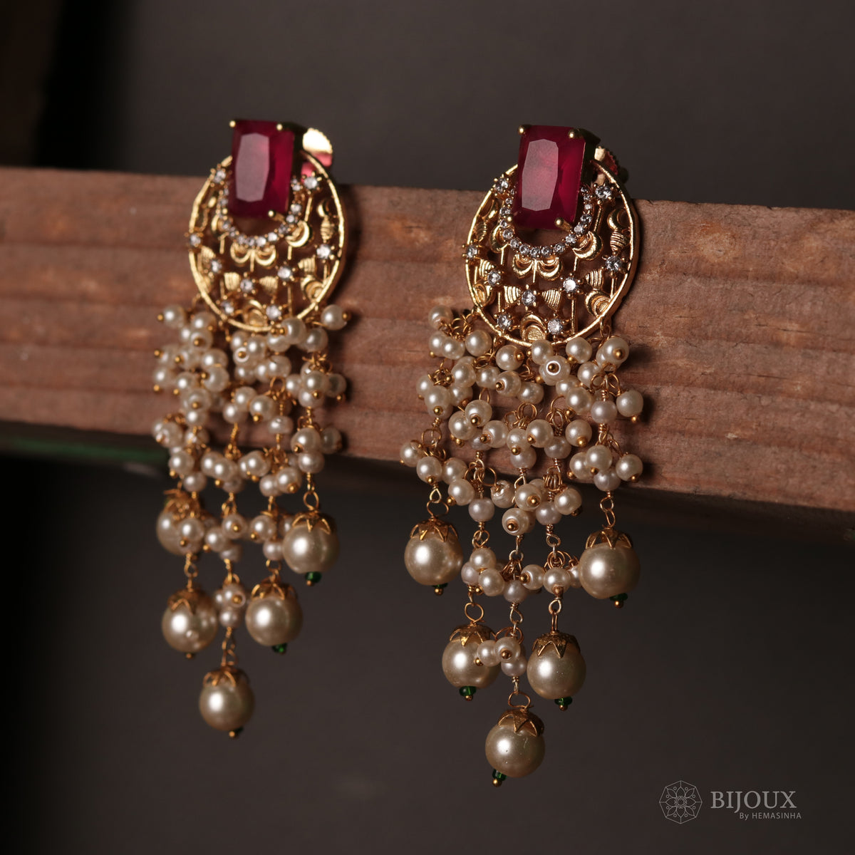 STARLITE TEARDROP STONE WITH  PEARL DROP SEMI HANDMADE DANGLER ER80