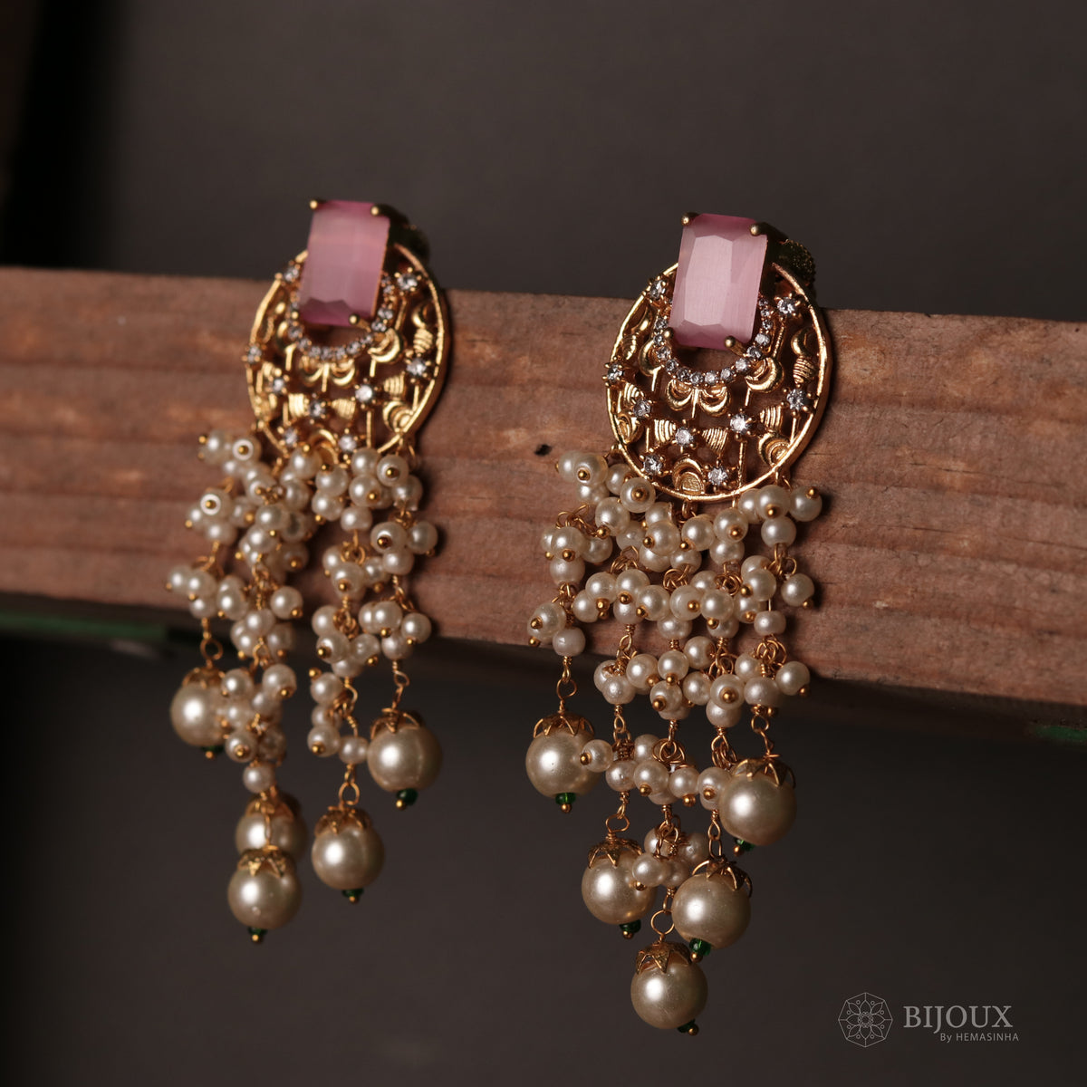 STARLITE TEARDROP STONE WITH  PEARL DROP SEMI HANDMADE DANGLER ER80