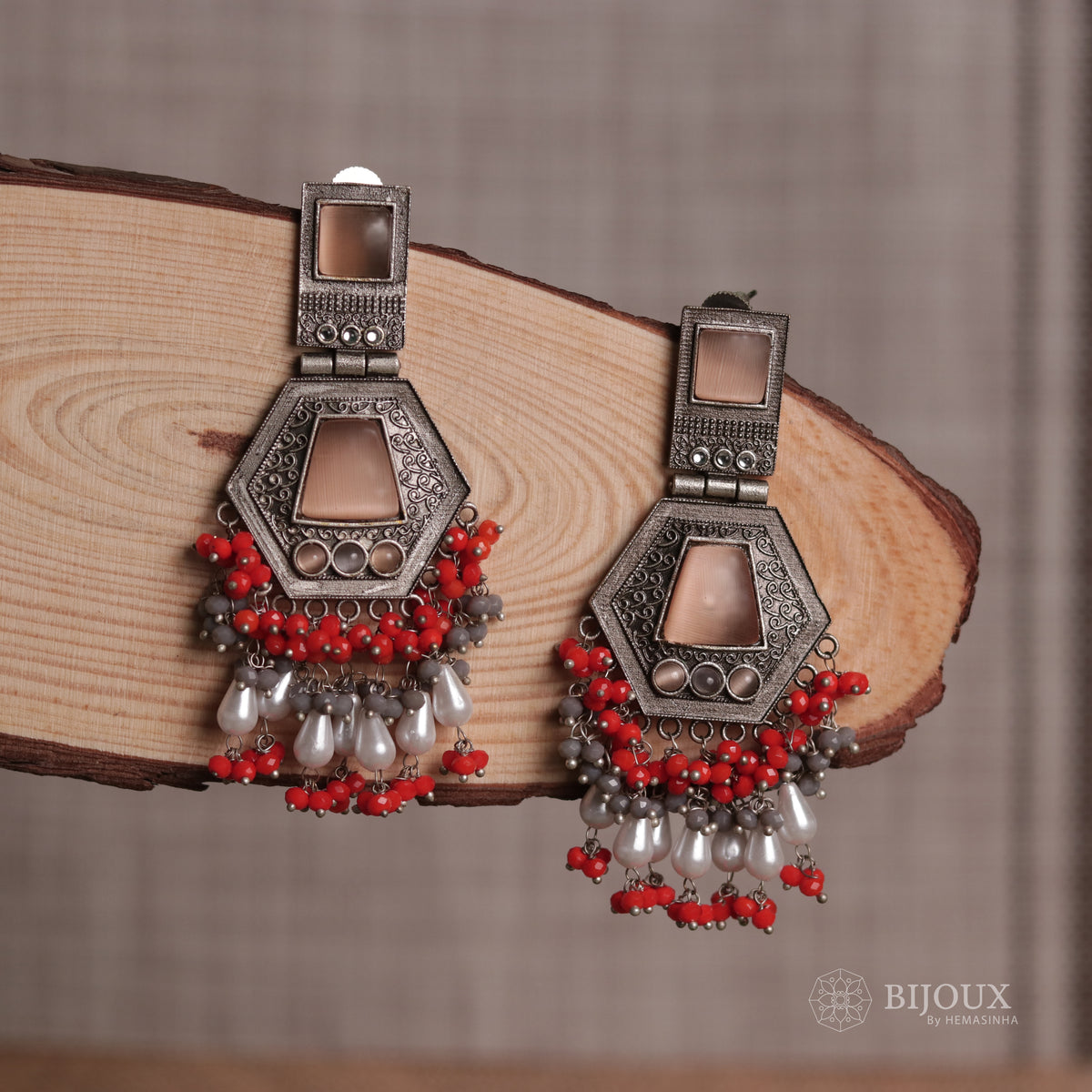 TWIN TIRE MONALISA STONE  SEMI-HANDMADE  EARRINGS ER39