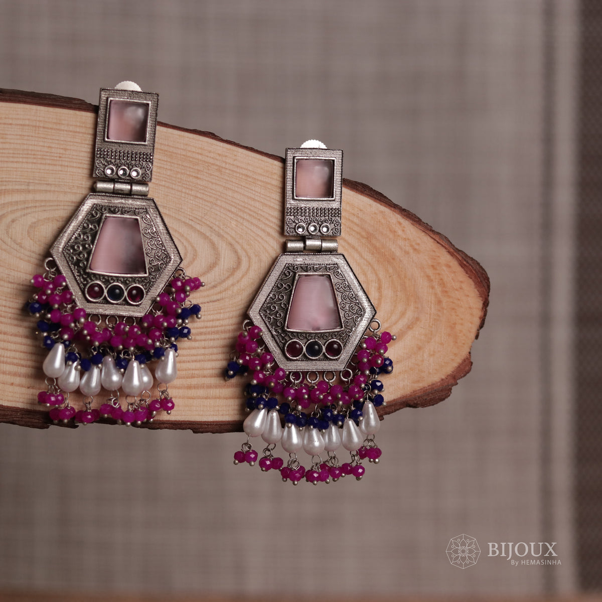 TWIN TIRE MONALISA STONE  SEMI-HANDMADE  EARRINGS ER39