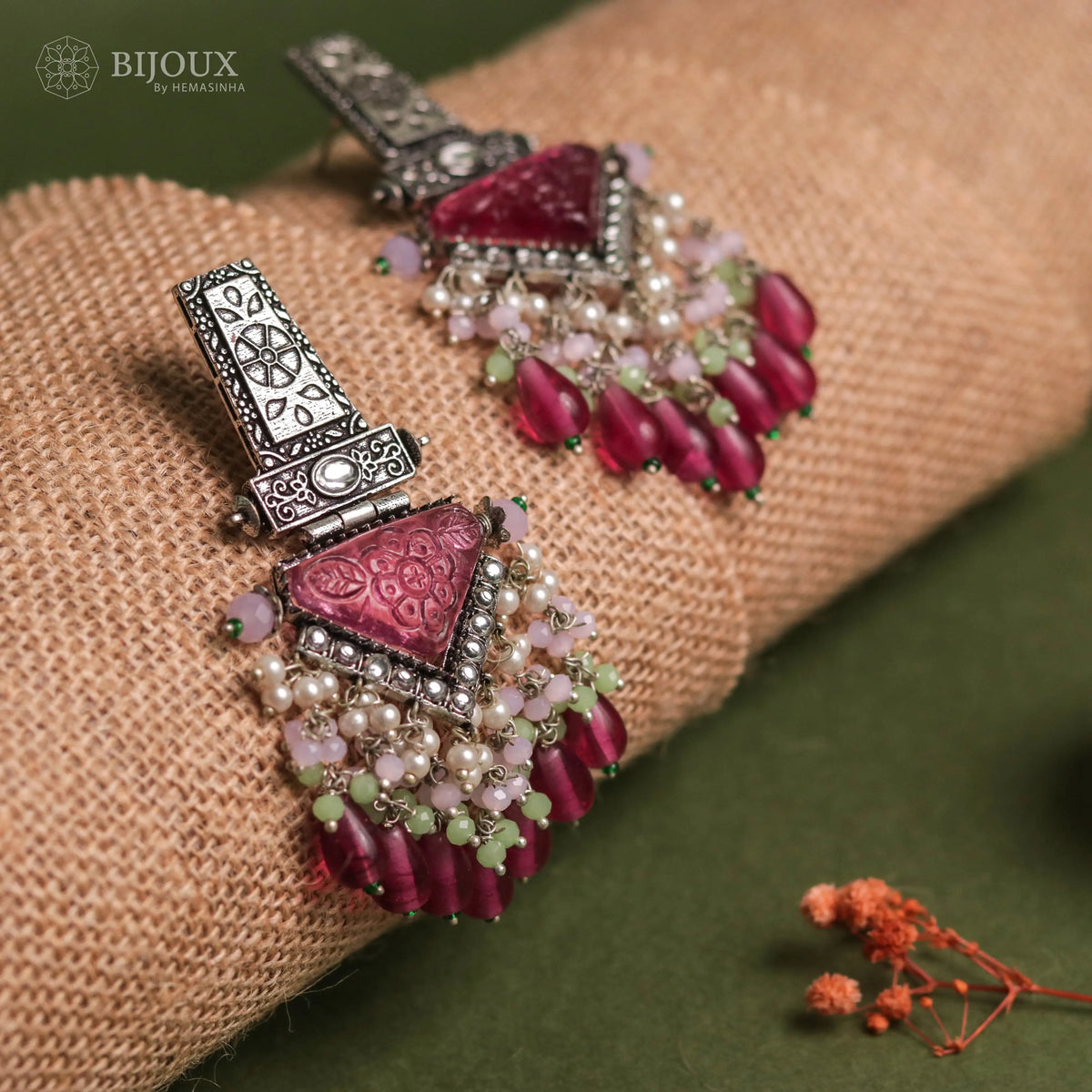 ETHNIC GRACE CARVING STONE  SEMI-HANDMADE DANGLERS ER33