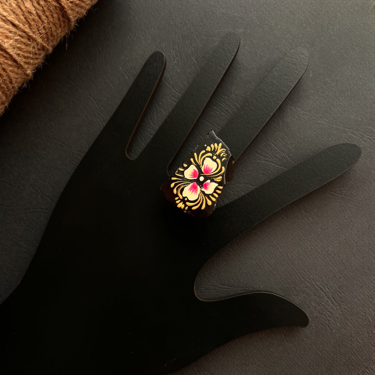 SRINAYS RAW STONE HANDMADE AND HAND  PAINTED GOLD TONED RING R14