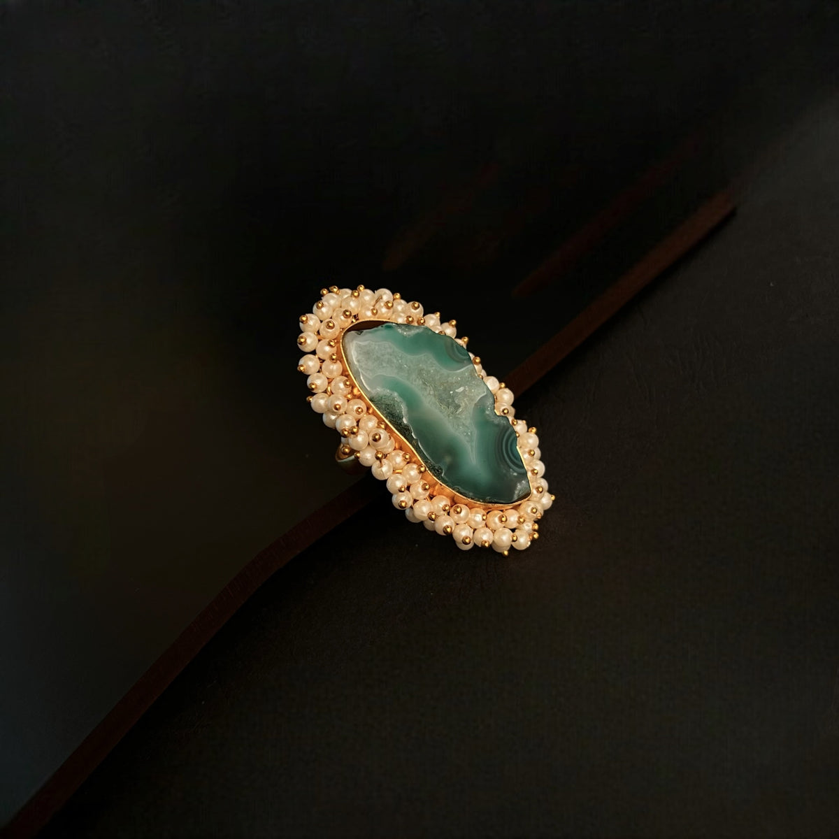 CIEL  AGATE PEARL WORK GOLD TONED RING R17