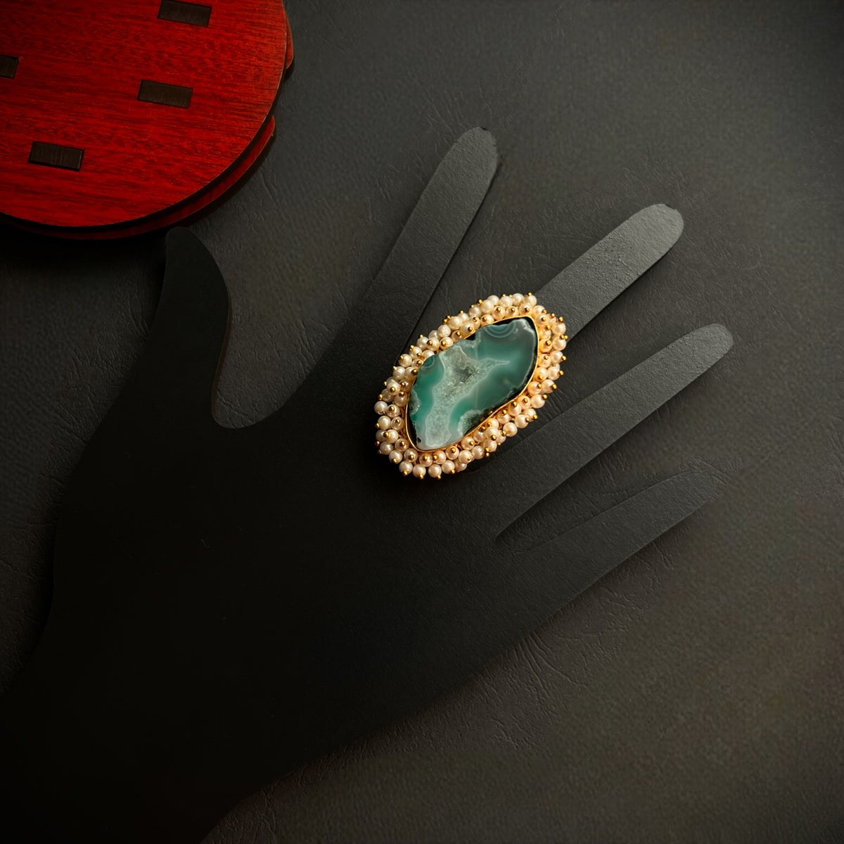 CIEL  AGATE PEARL WORK GOLD TONED RING R17