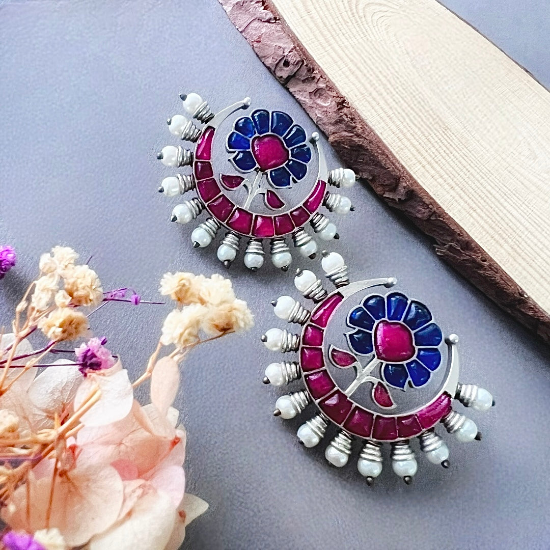 SKYLINE BOUQUET SILVER LOOK ALIKE SEMI HANDMADE STUDS ER514