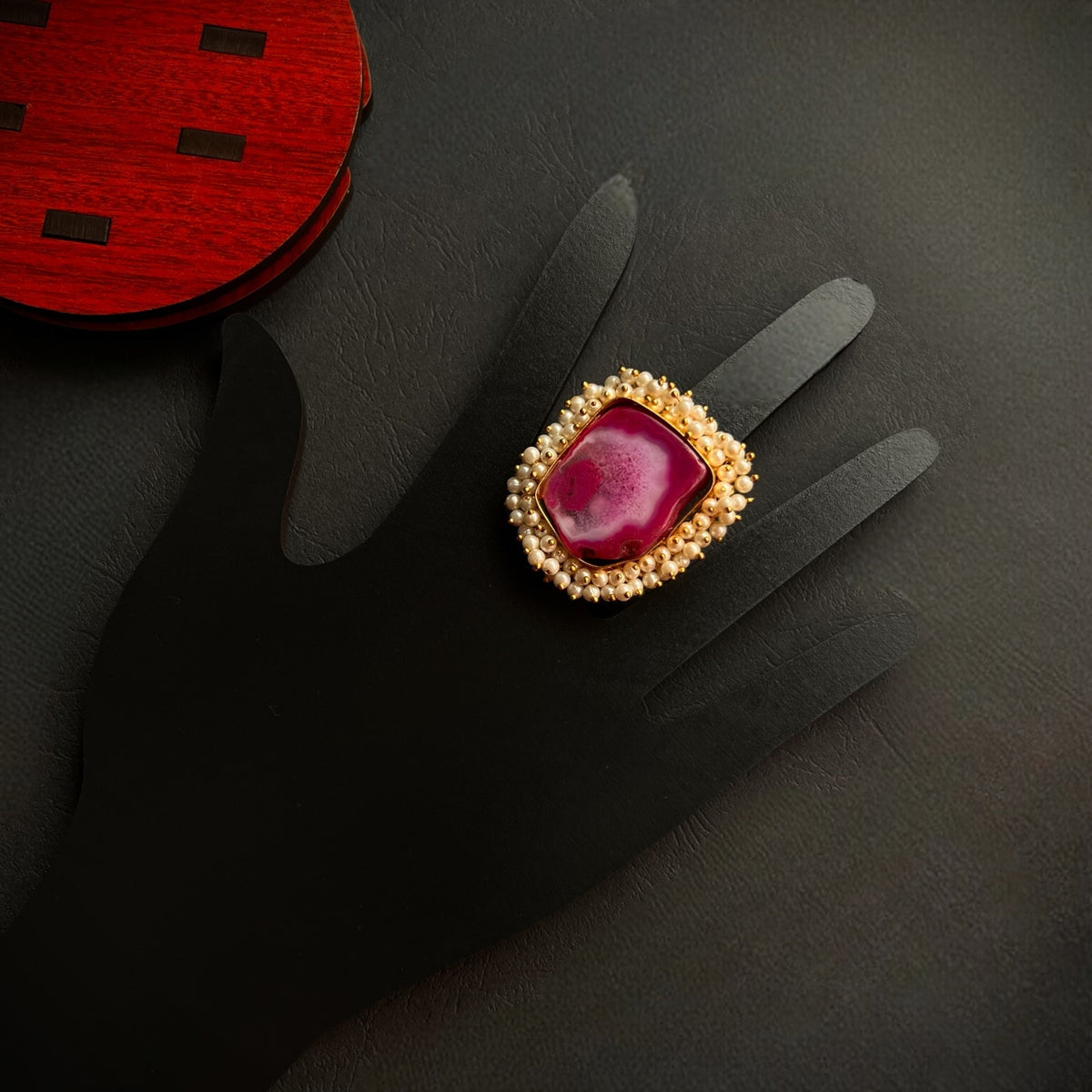 CIEL  AGATE PEARL WORK GOLD TONED RING R17