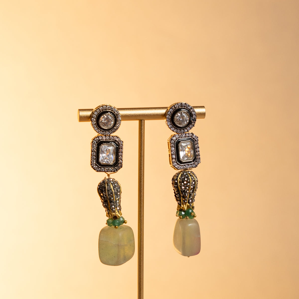 SHABNAM CLASSIC LAYERED HANDMADE NECKLACE NL40