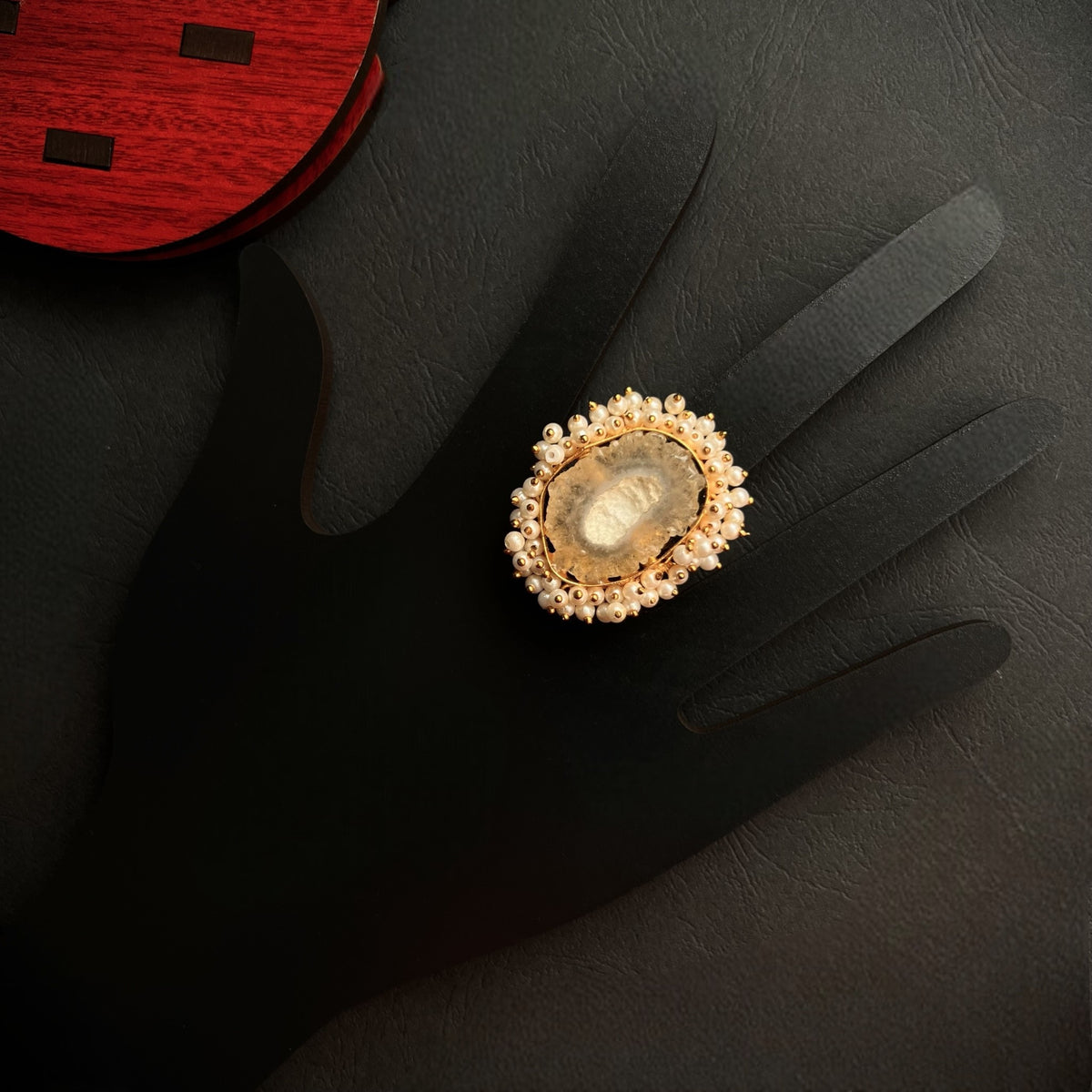 CIEL  AGATE PEARL WORK GOLD TONED RING R17