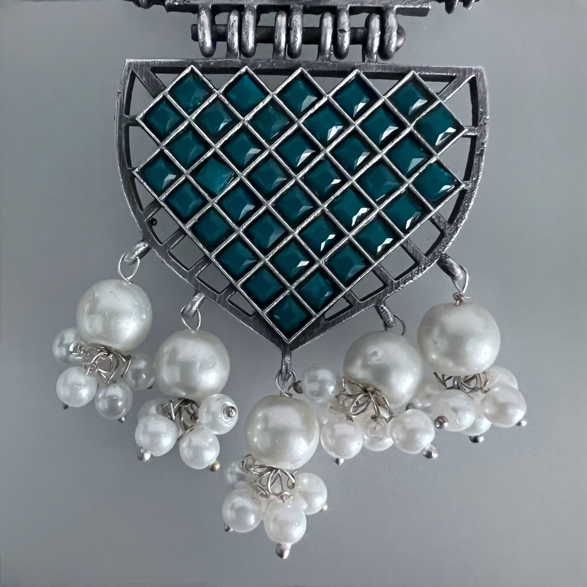 GEO PLAID SILVER LOOK ALIKE SEMI-HANDMADE EARRINGS ER222