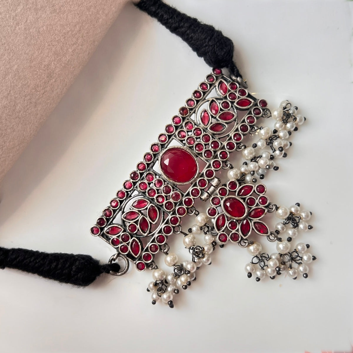 SHARMI SILVER LOOK ALIKE RAW AND RUSTIC SEMI HANDMADE STATEMENT CHOKER  WITH EARRINGS CH98