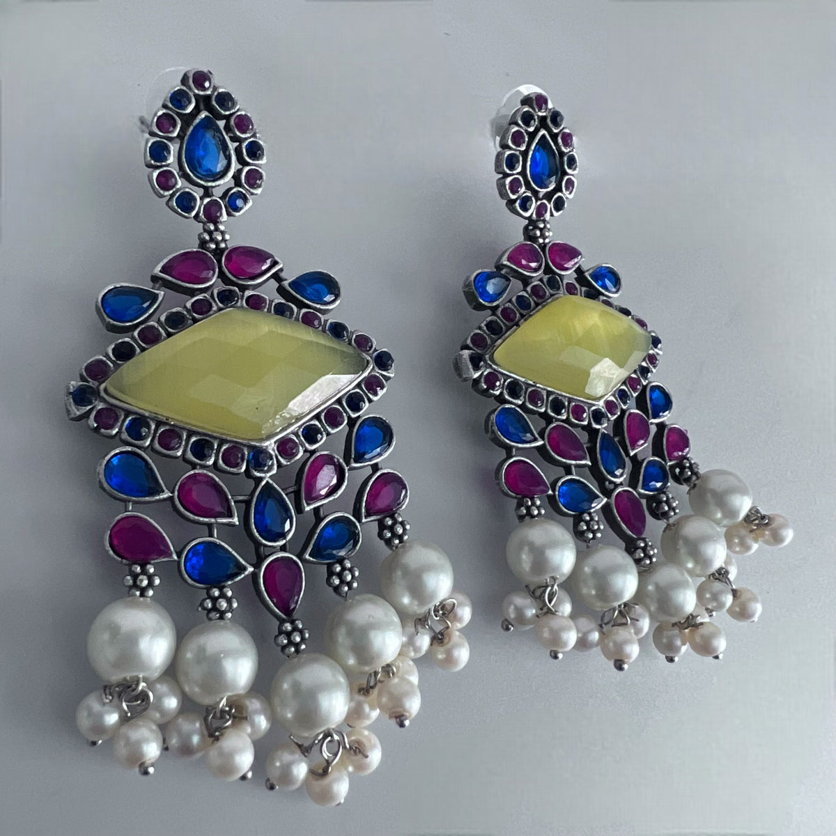 CAMILA SILVER LOOK ALIKE SEMI-HANDMADE EARRINGS ER223