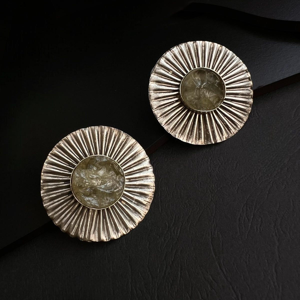 TRIBALA RAW STONE ANTIQUE FINISH HANDMADE STUDS ER199