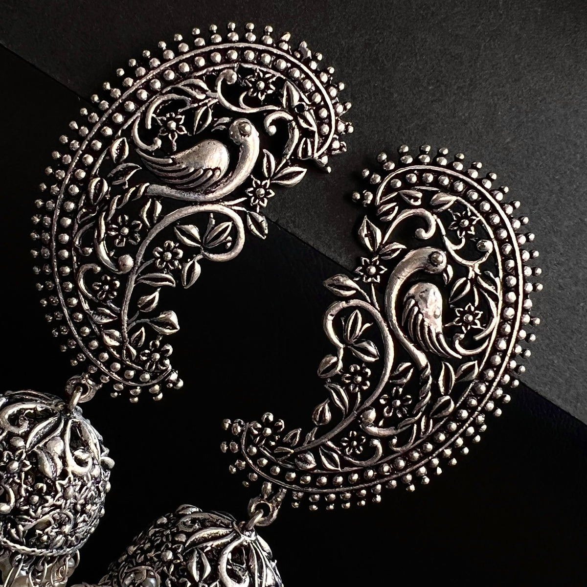 MAYILA ANTIQUE OXIDIZED JHUMKAS ER200