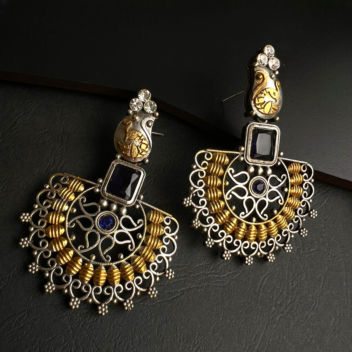 NIHARA SILVER LOOK ALIKE DUAL TONE SEMI-HANDMADE EARRING ER181