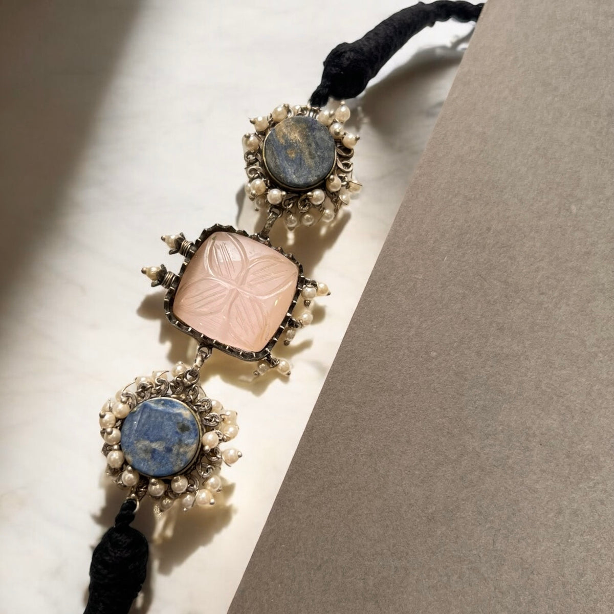 VIJILA BIJOUX PREMIUM AND EXCLUSIVE SEMI HANDMADE CHOKER WITH EARRINGS CH118