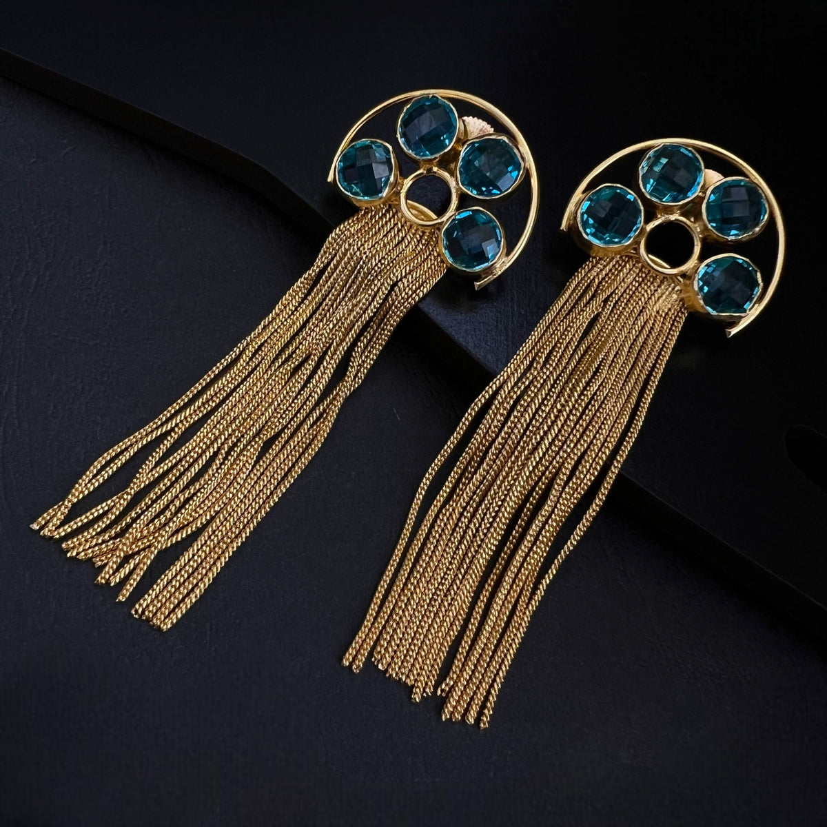 RIMITHA DRAPERY HANDMADE EARRING ER176