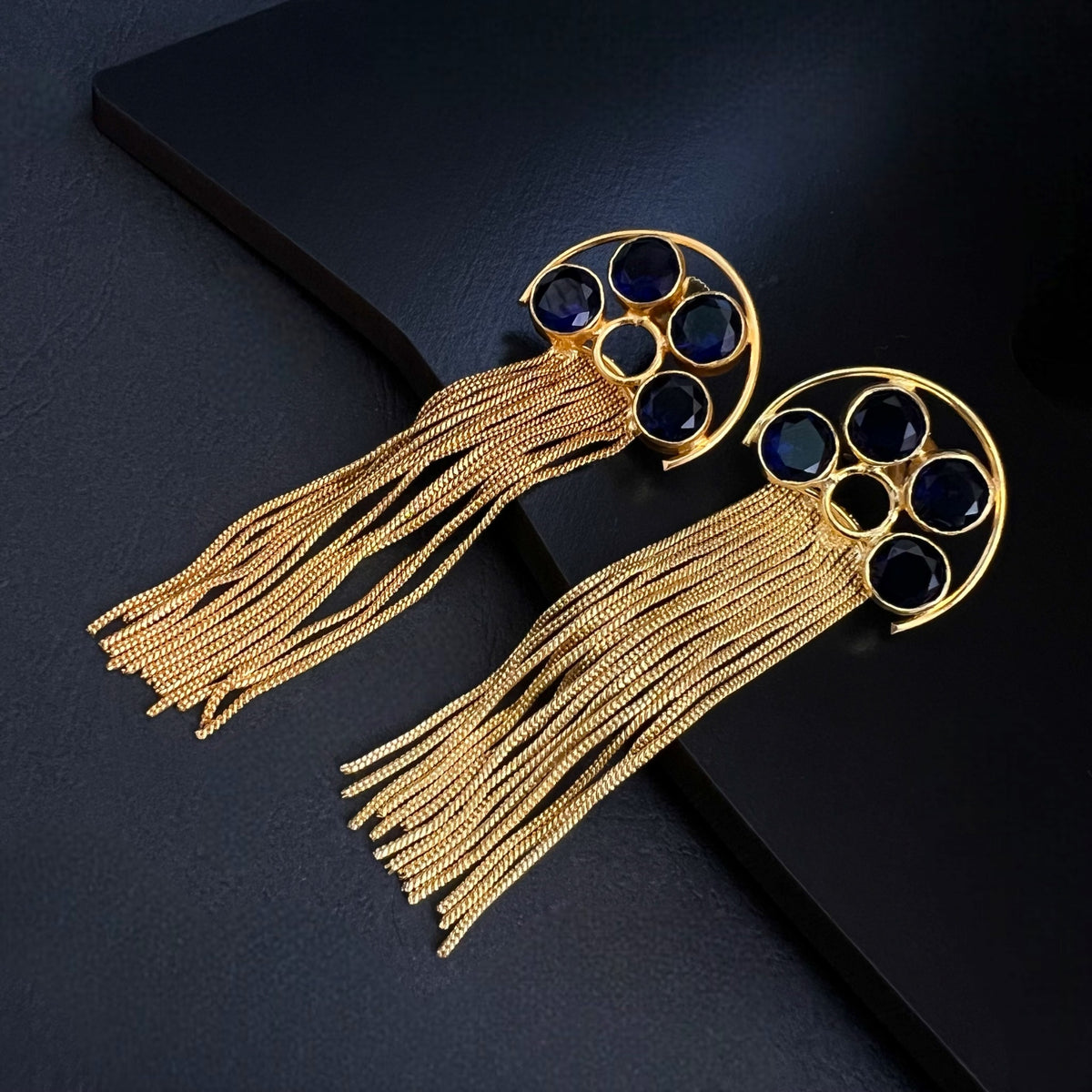 RIMITHA DRAPERY HANDMADE EARRING ER176