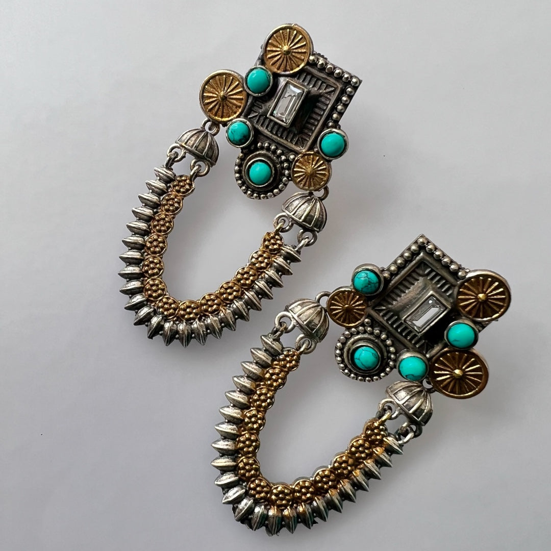KAMINI SILVER LOOK ALIKE DUAL TONE SEMI-HANDMADE EARRING ER226