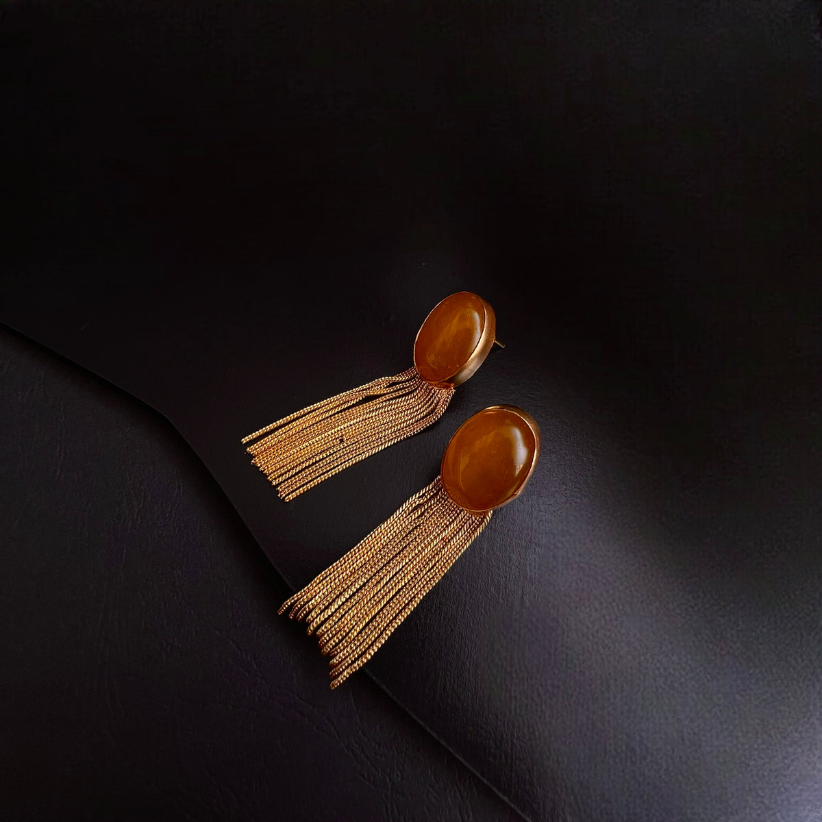 VALLITA DRAPERY HANDMADE EARRING ER175