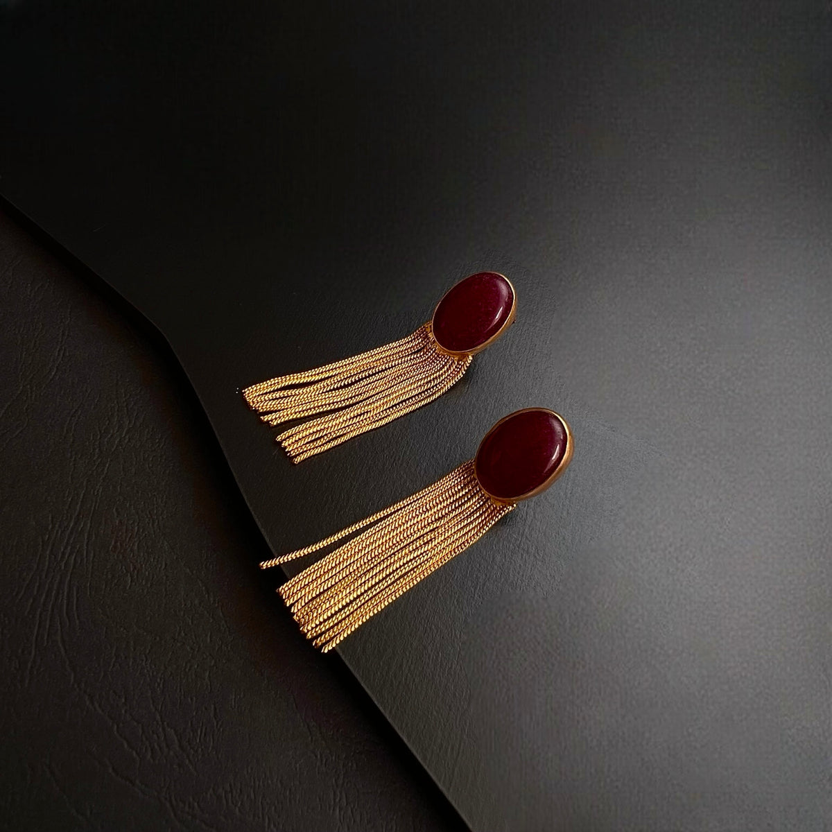 VALLITA DRAPERY HANDMADE EARRING ER175