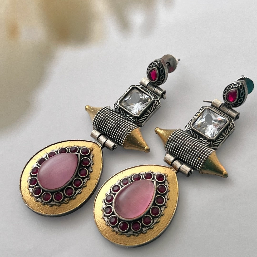 KATE SILVER LOOK ALIKE DUAL TONE SEMI-HANDMADE VICTORIAN EARRING ER225