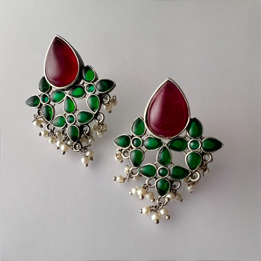 FLORAL PETAL SILVER LOOK ALIKE HANDMADE ER213