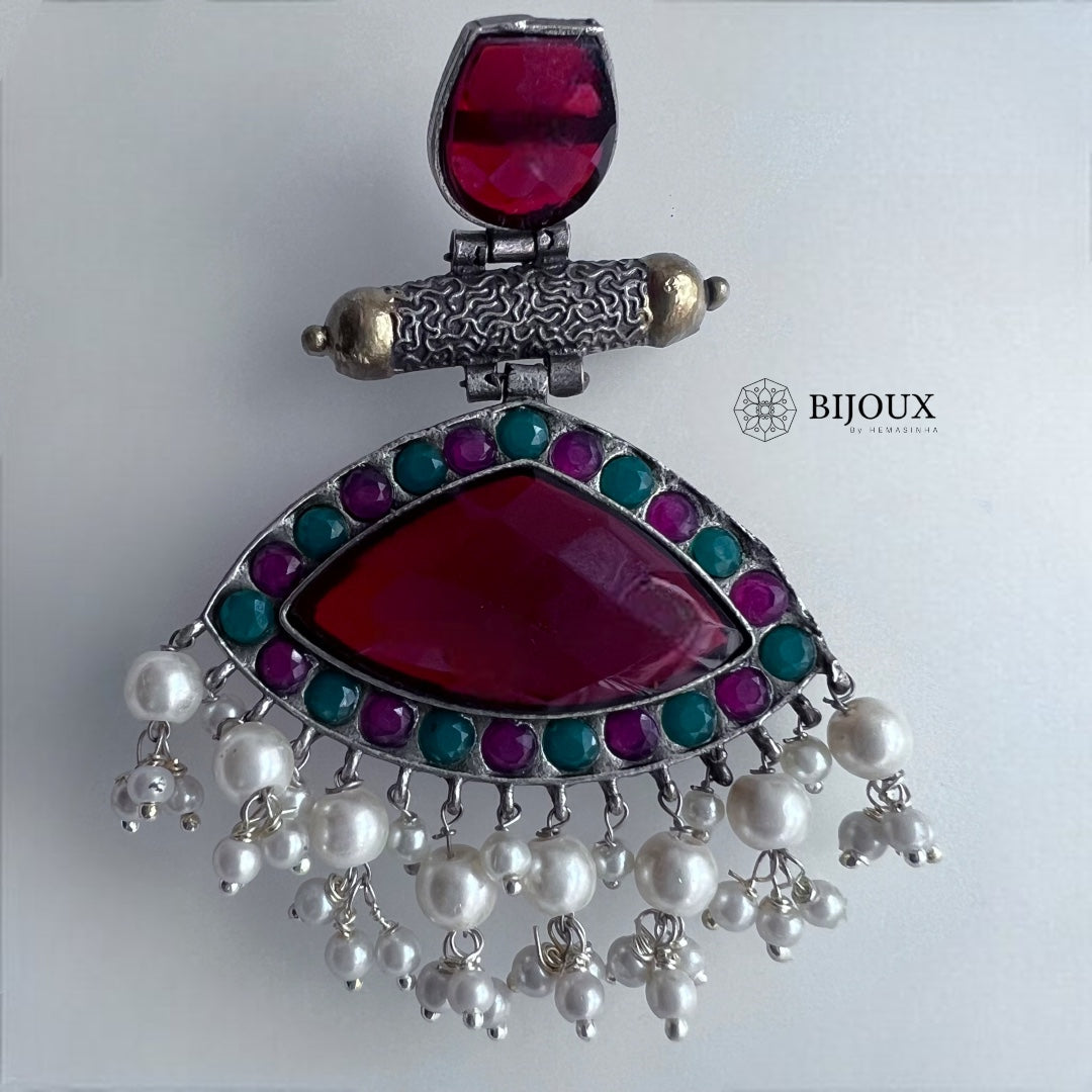 DOLLY SILVER LOOK ALIKE SEMI-HANDMADE EARRINGS ER227