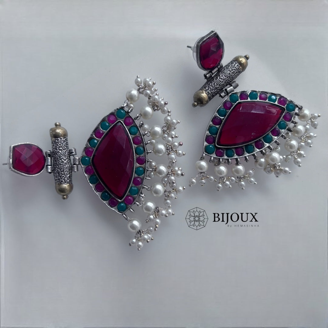 DOLLY SILVER LOOK ALIKE SEMI-HANDMADE EARRINGS ER227