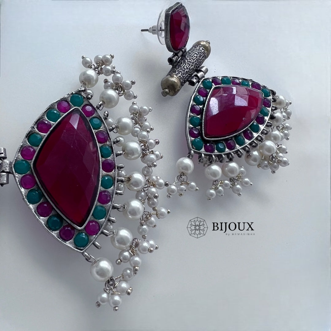 DOLLY SILVER LOOK ALIKE SEMI-HANDMADE EARRINGS ER227