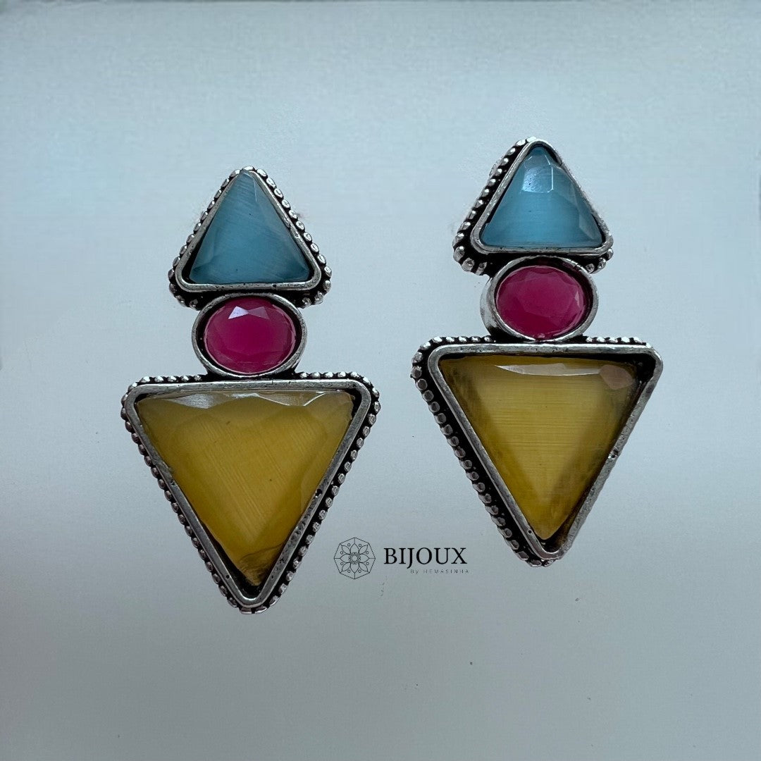 TRIXIE SILVER LOOK ALIKE SEMI-HANDMADE STUD ER243