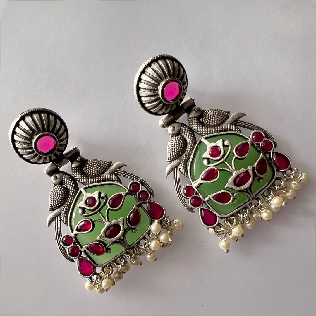 TIARA SILVER LOOK ALIKE SEMI HANDMADE EARRINGS ER583