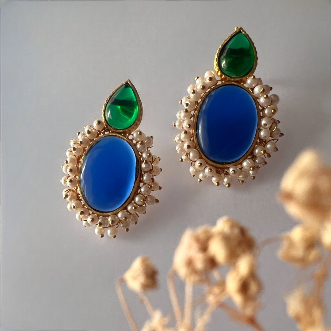 YAMINI GOLD-TONED MONALISA STUDS ER581