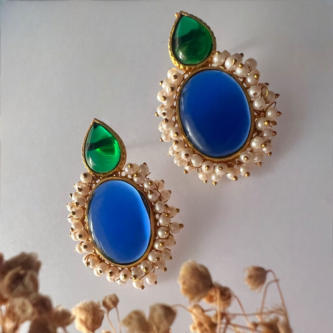 YAMINI GOLD-TONED MONALISA STUDS ER581