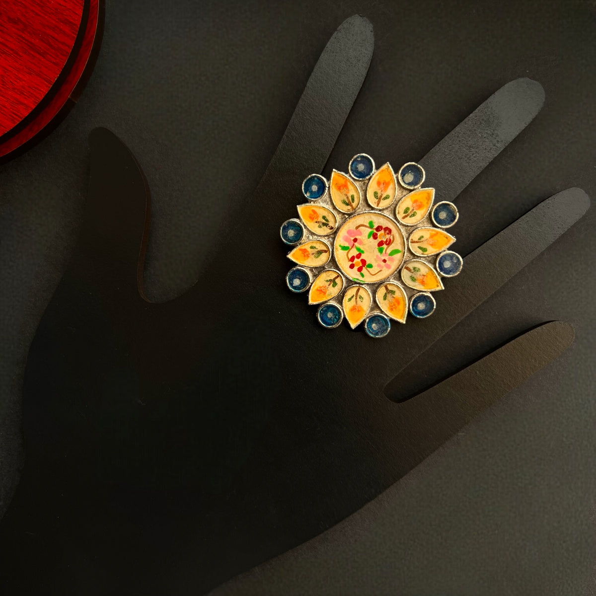 CHAITHRA SILVER LOOK ALIKE FINGER RING R4