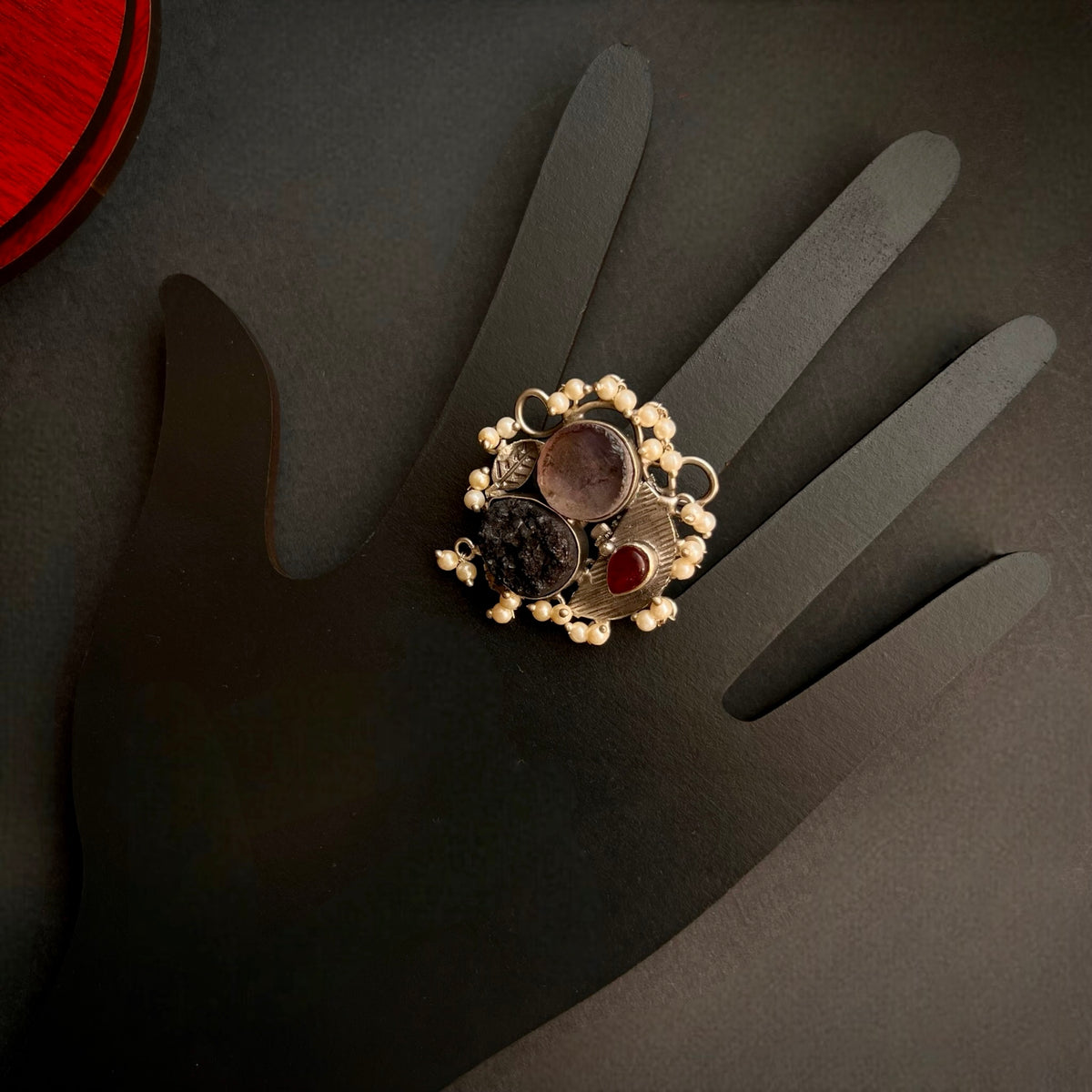 HARIKA SILVER LOOK ALIKE FINGER RING R5