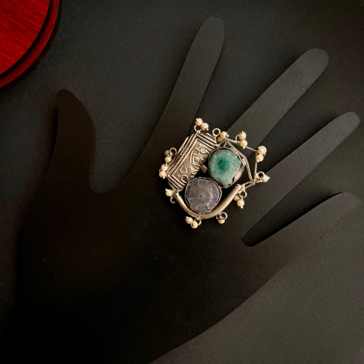 HARIKA SILVER LOOK ALIKE FINGER RING R5