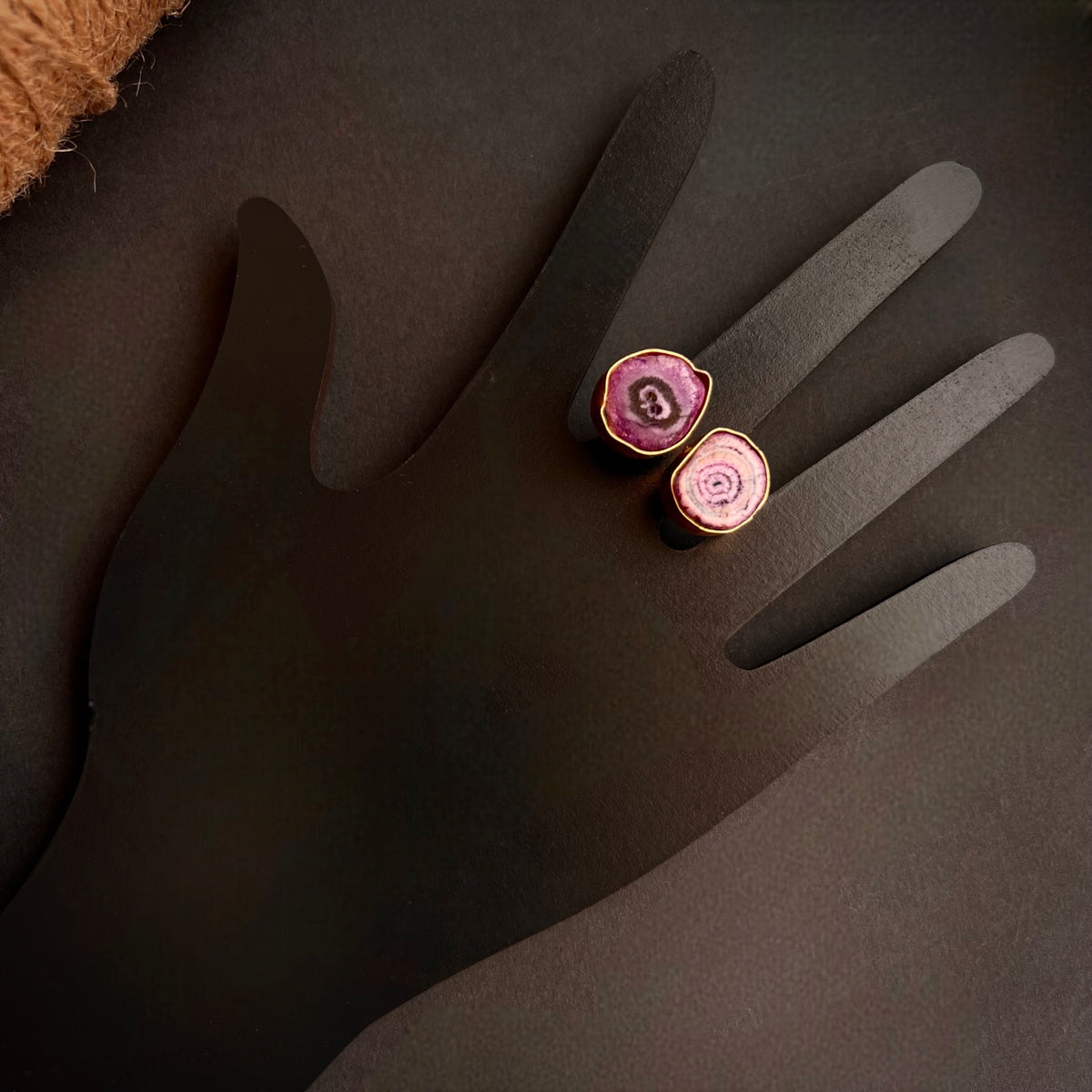 FURILA AGATE GOLD TONED RING R10