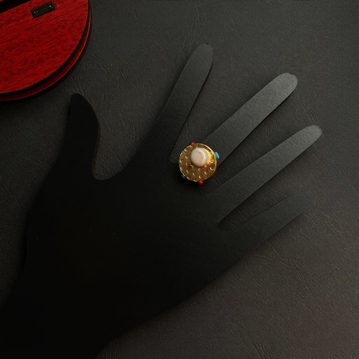 LOVE CIRCLE GOLD TONED PREMIUM HANDMADE PERAL RING R12