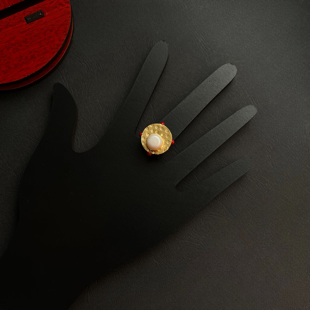 LOVE CIRCLE GOLD TONED PREMIUM HANDMADE PERAL RING R12