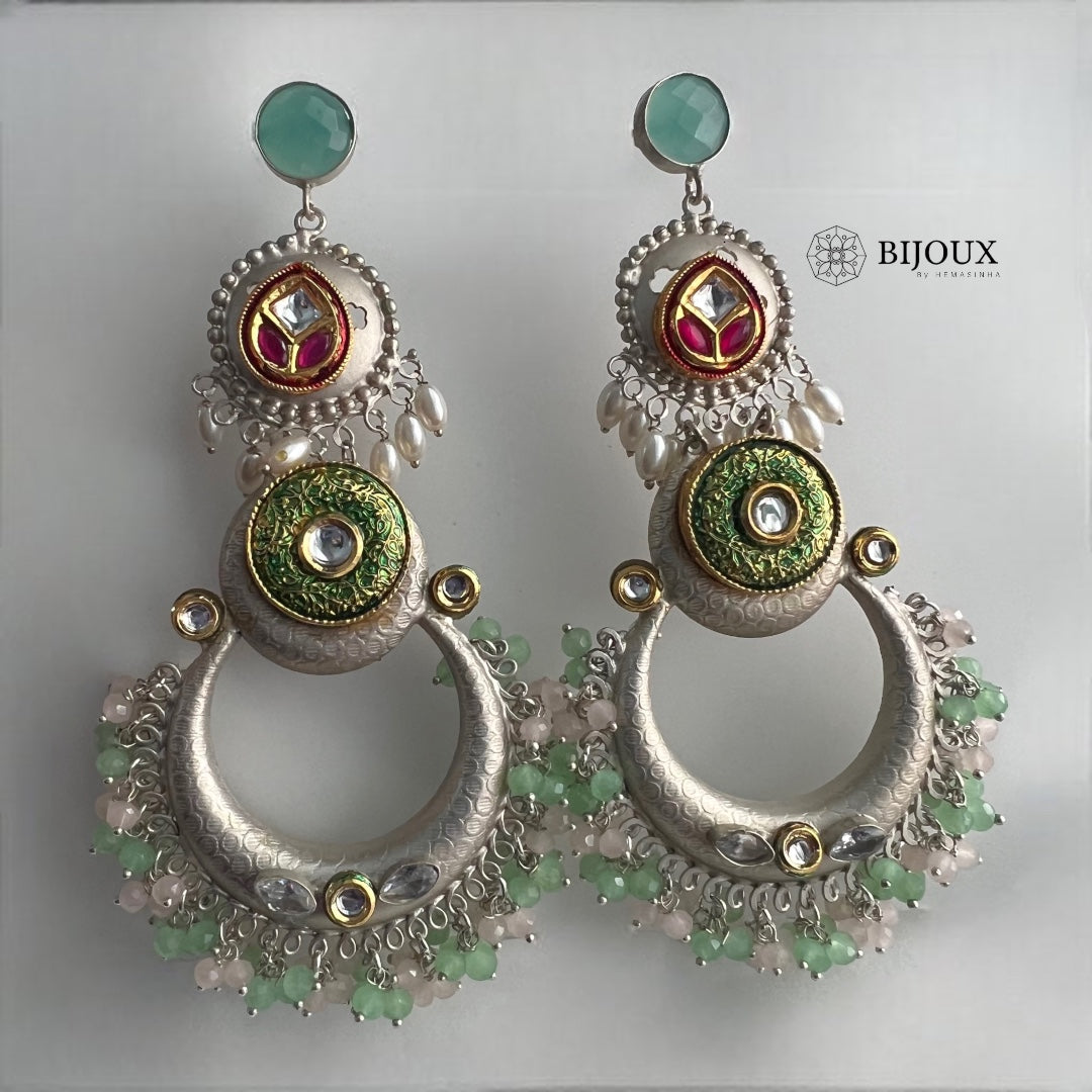 NILA SILVER LOOK ALIKE PREMIUM POLISH LAC AND KUNDAN HANDMADE EARRING ER233