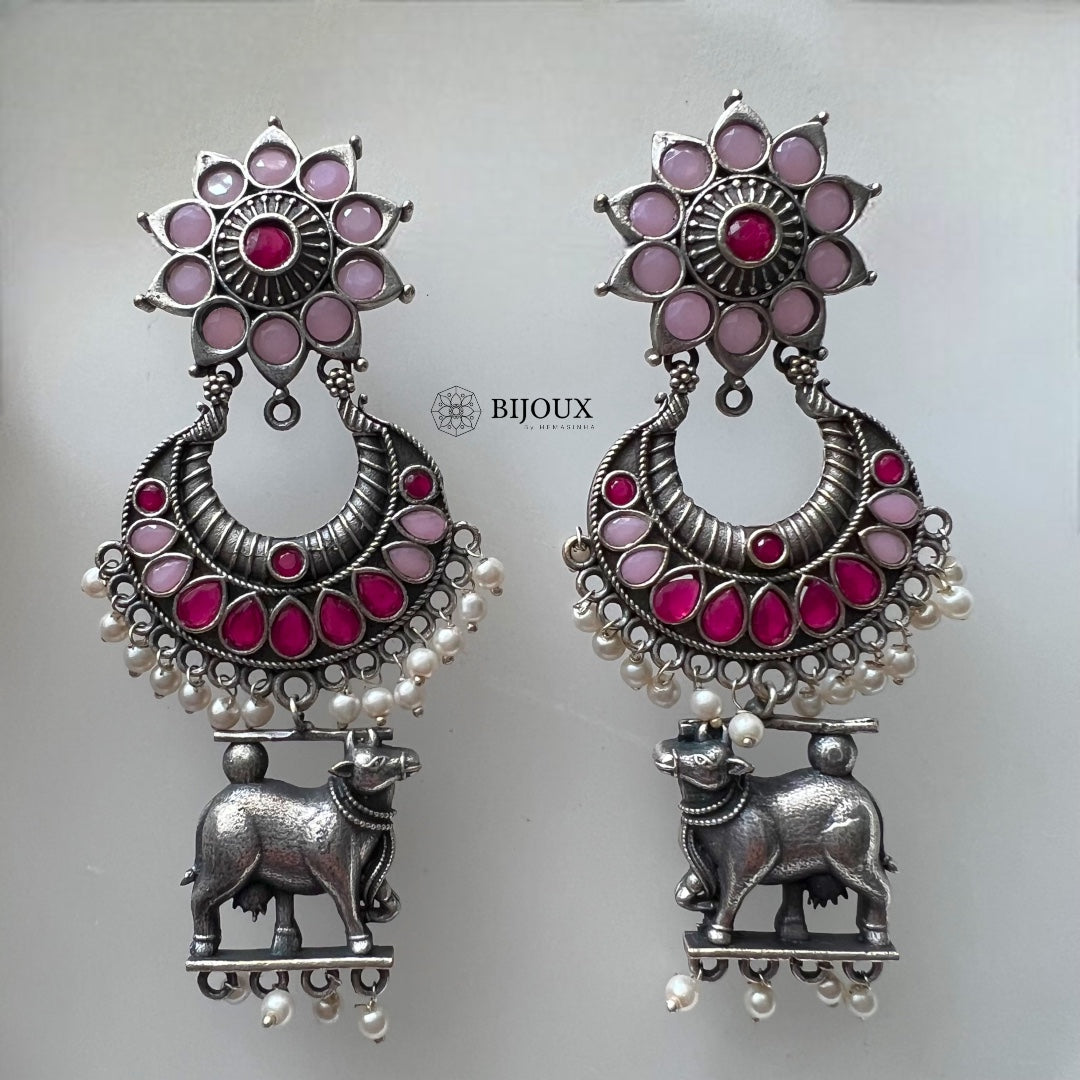 GOMATA SILVER LOOK ALIKE SEMI-HANDMADE STUD TEMPLE ER246