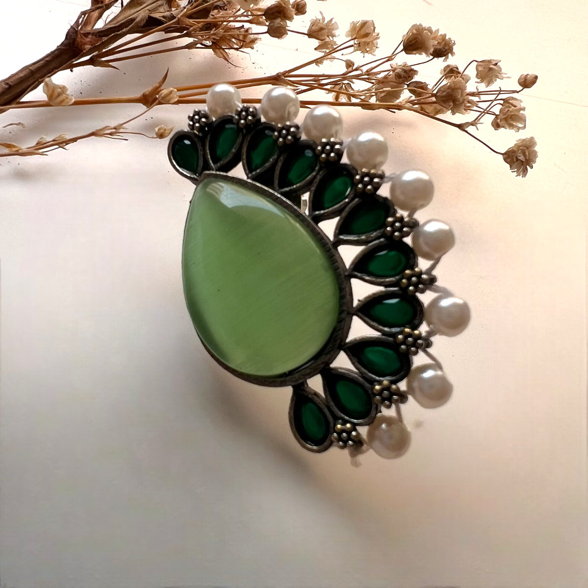 ESCARGO SILVER LOOK ALIKE SEMI HANDMADE STUDS ER231