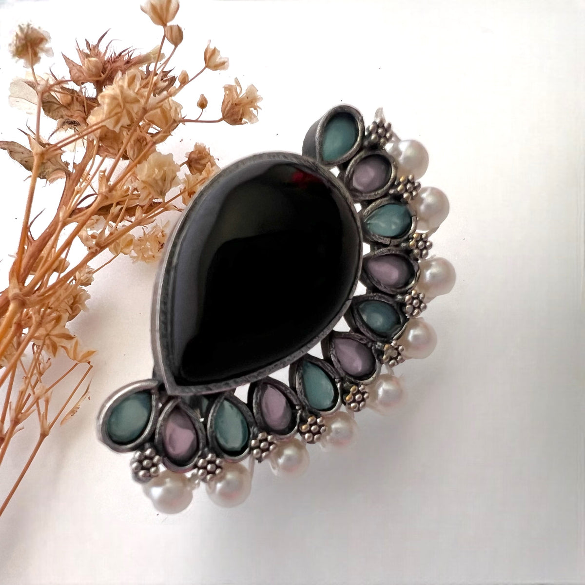 ESCARGO SILVER LOOK ALIKE SEMI HANDMADE STUDS ER231