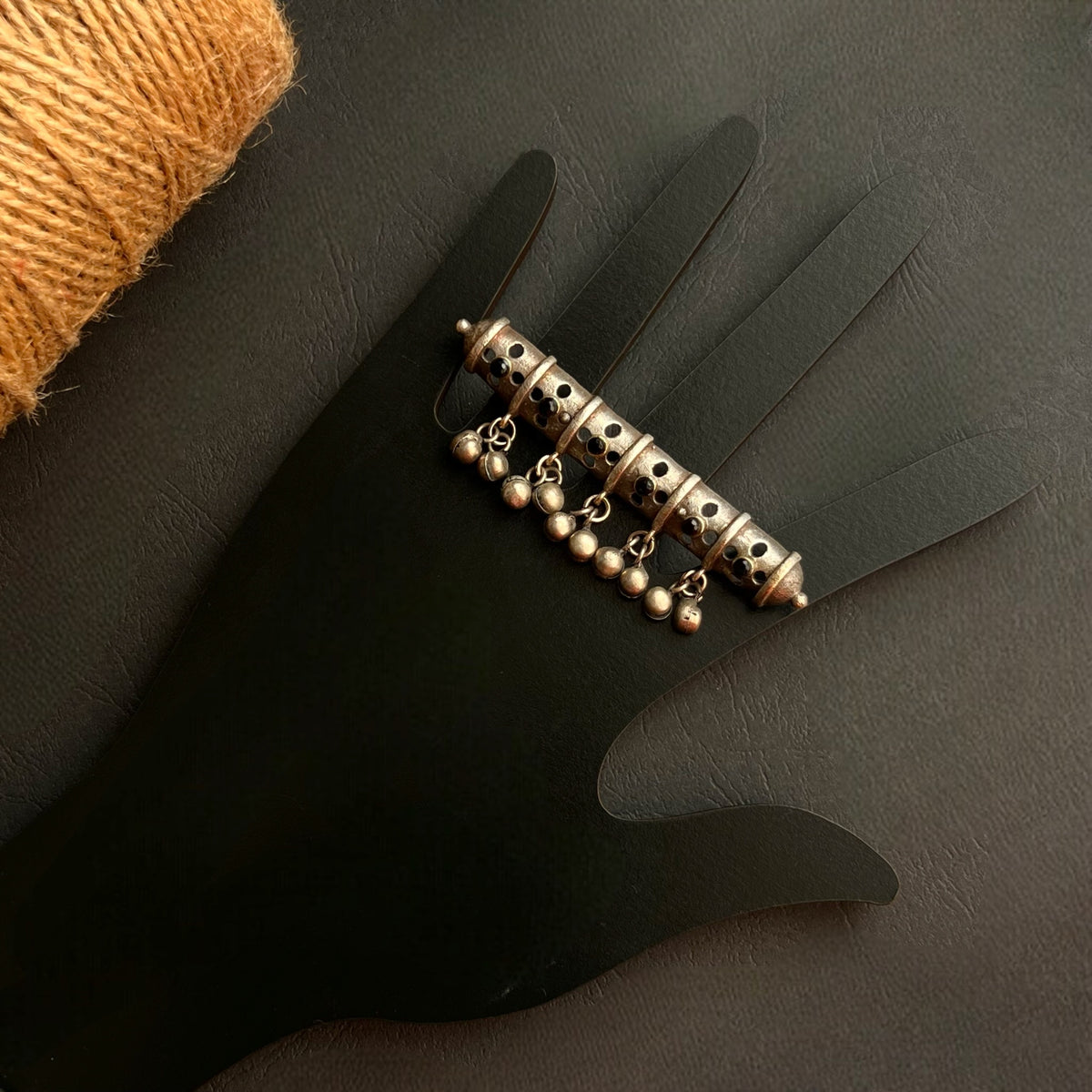 FLUTO SILVER LOOK ALIKE FINGER RING R20