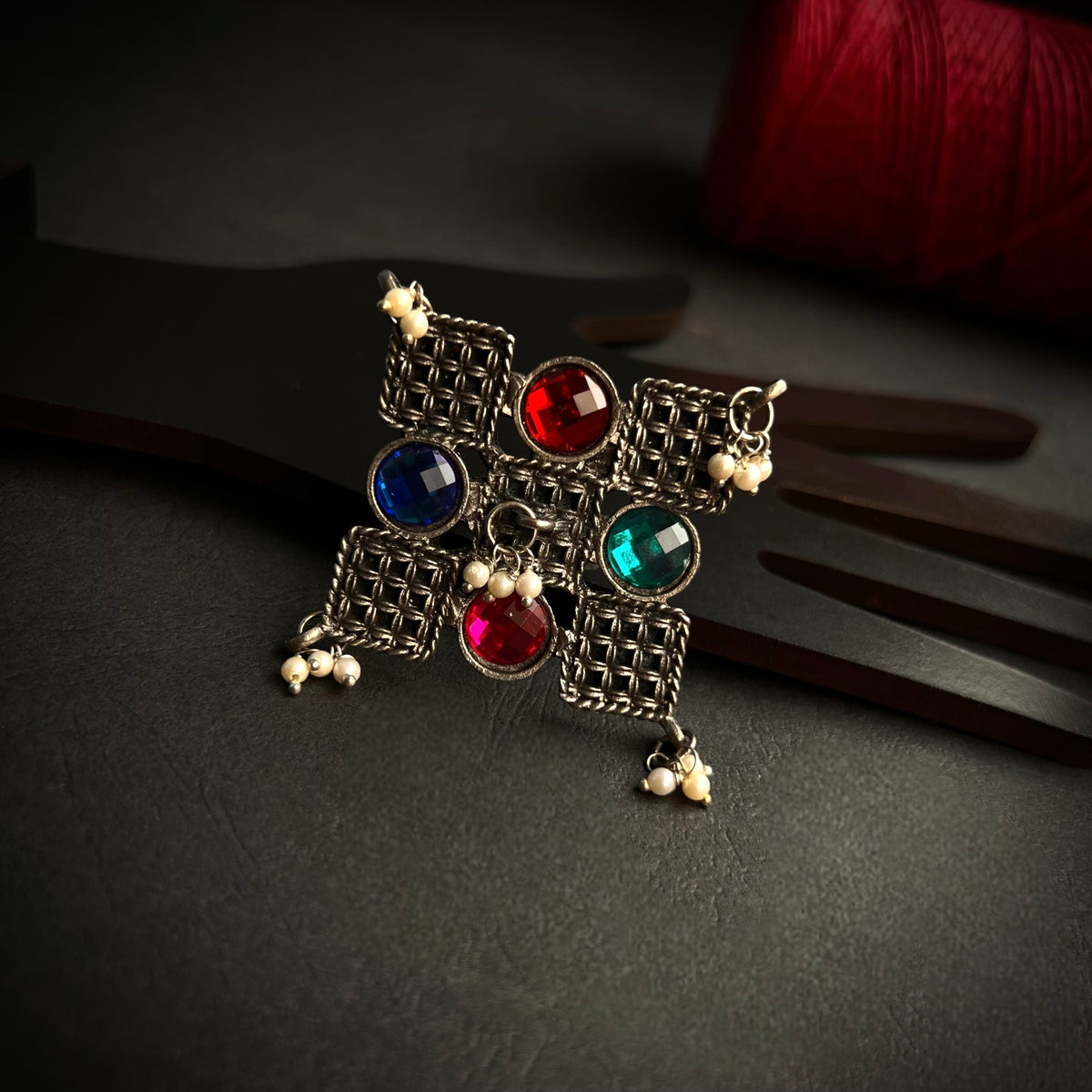 NILAM  AFGHANI FINGER RING R26