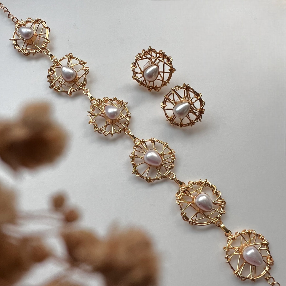 BORAM BIJOUX PREMIUM AND EXCLUSIVE SEMI HANDMADE CHOKER WITH EARRINGS CH422