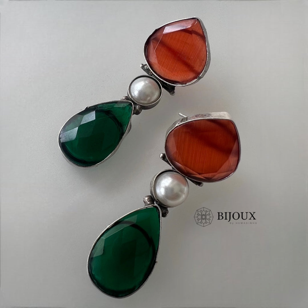 MEGHAN SILVER LOOK ALIKE HANDMADE VICTORIAN EARRING ER362